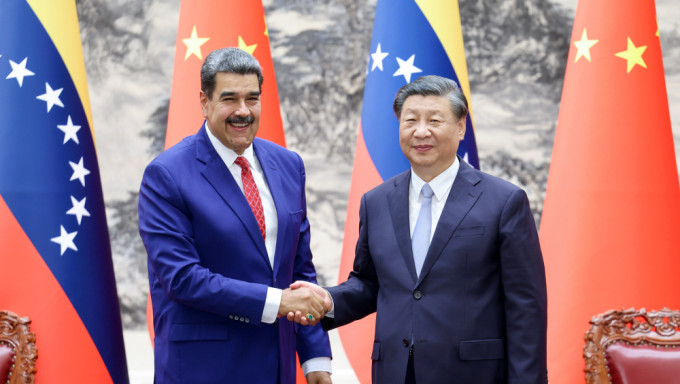 国家主席习近平在北京人民大会堂与来华进行国事访问的委内瑞拉总统马杜罗举行会谈。新华社