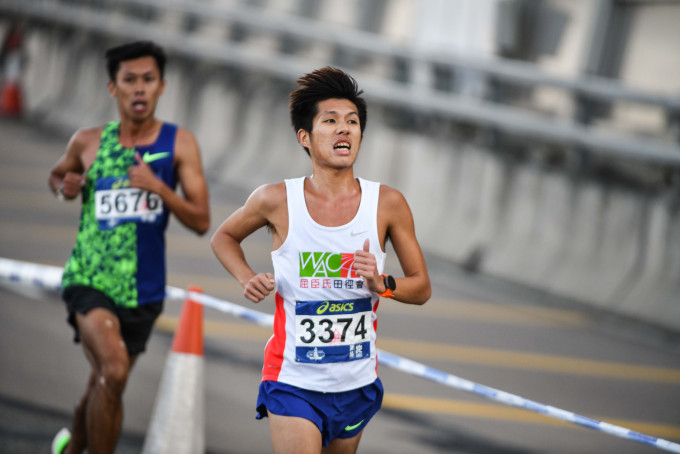 港將黃尹雋以平香港紀錄時間30分51秒奪男子全場總冠軍。　相片由大會提供