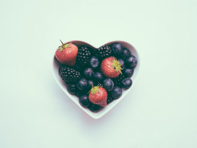 多吃不同蔬果对心脏有利。unsplash图片
