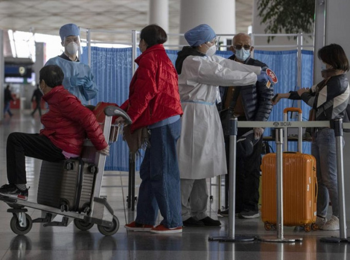 上海新规表示，由欧美16国入境者将隔离14天。AP资料图片