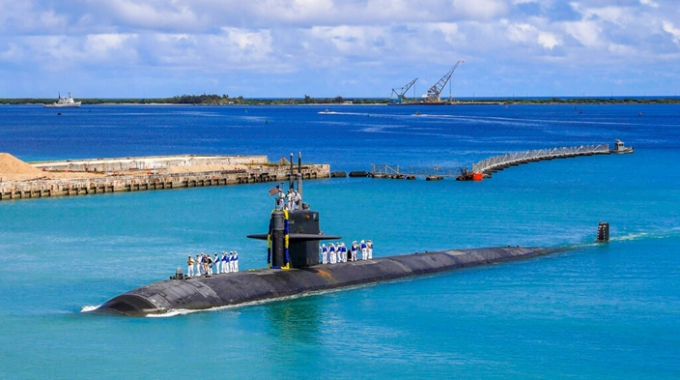 守在关岛的美国潜艇。(AP图片)