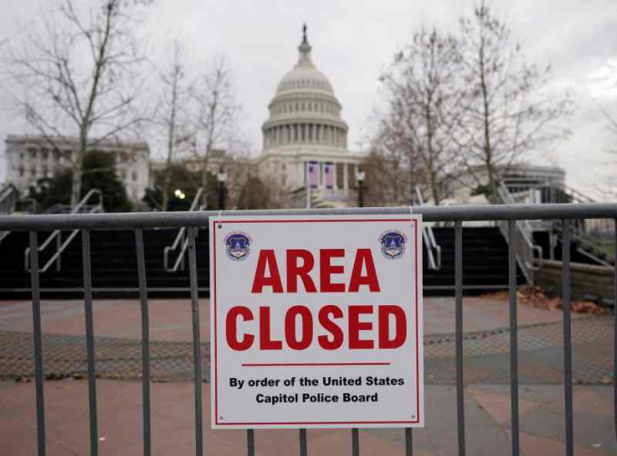 白宮及國會周邊範圍已封閉 。AP