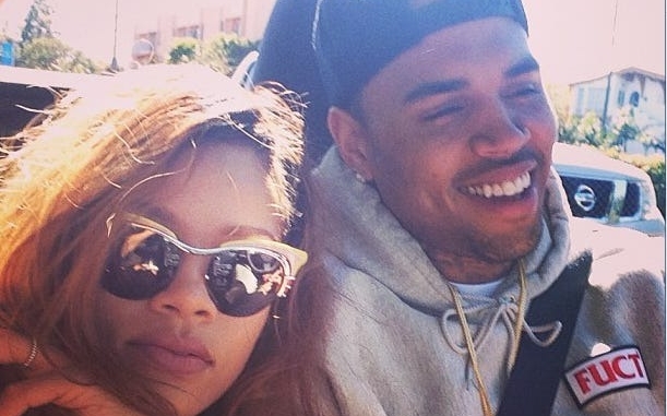 Chris Brown曾经殴打天后旧爱Rihanna罪成。