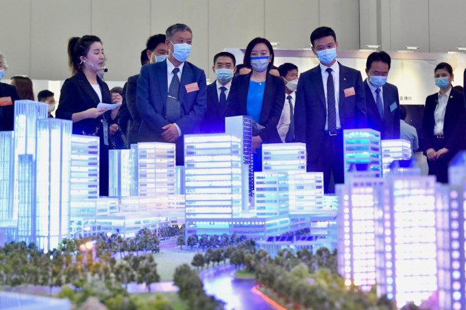 大國建造主題展在香港會展中心開幕。