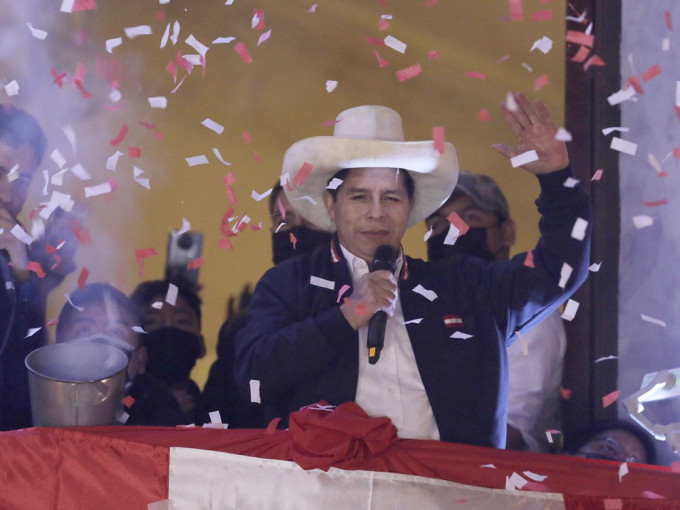 前任教师兼左派工会领袖卡斯蒂略（Pedro Castillo）当选秘鲁总统。AP相片