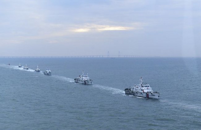 香港警方指，两艘珠海公安水警船只一度进入香港水域，并已返回内地。网上图片，非涉事船只