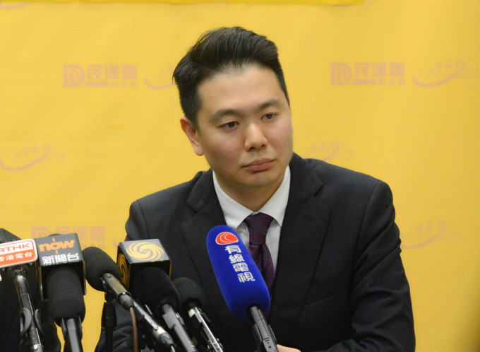 民建联议员周浩鼎认为，香港刑事法例无追溯力，草案不能解决台湾杀人案。资料图片