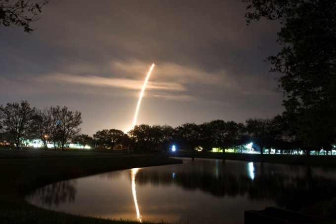 SpaceX短時間內再成功發射Starlink衛星。AP圖片