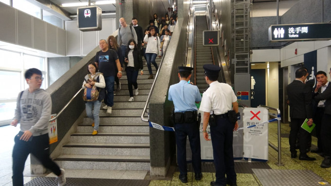 港鐵牛頭角站發生電梯意外