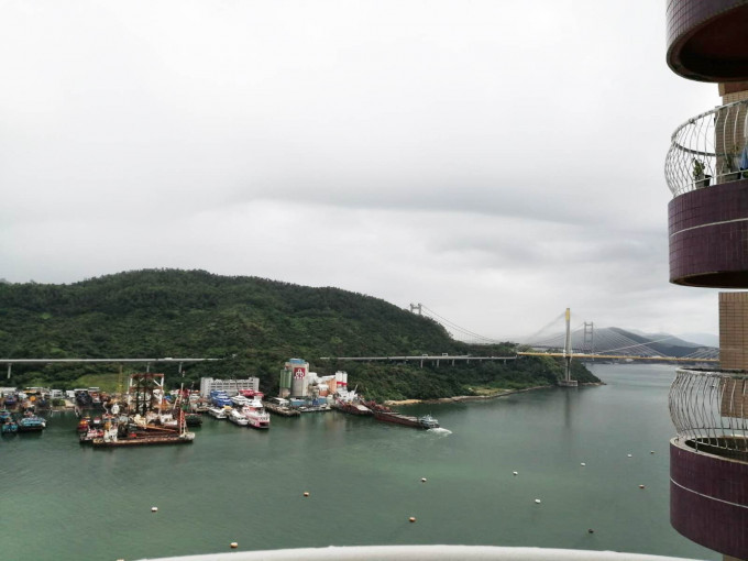 單位前臨開揚無遮擋海景。