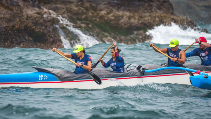 由香港游艇会举办的「宝马悬浮独木舟香港环岛大赛」已于10月28日圆满举行。香港游艇会图片