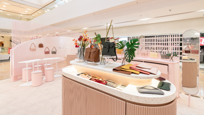 品牌於金鐘太古廣場設置Pop-up Store至8月初。