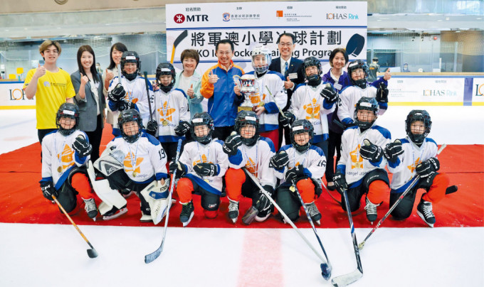 播道学校在小学组比赛夺冠。