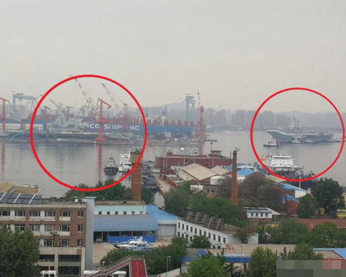 中国两首航母首次「合照」。网图
