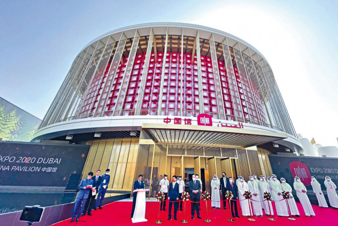 外觀呈燈籠模樣的中國館「華夏之光」，是2020杜拜世博會最大的展館之一。