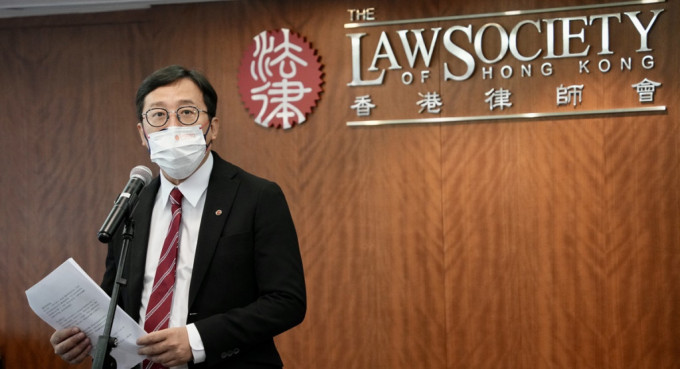 香港律師會會長陳澤銘表示歡迎立法會通過《法律執業者條例》修訂。資料圖片