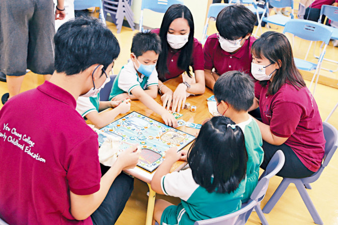 耀中幼教學院新學年增設服務學習課程，為準幼師開拓教師以外的幼兒及教育產業，包括開發幼兒桌上遊戲。
