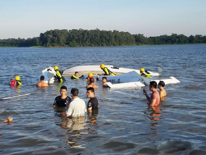 飞机失事，酿成1死1失踪。(网图)