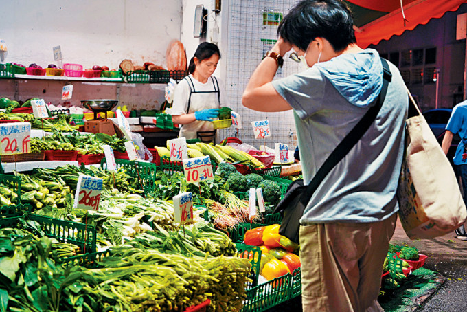 7月綜合消費物價指數按年升2.5%，市民開支百上加斤。