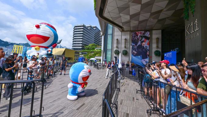 多啦A夢展吸逾500萬旅客及港人「朝聖」　餐廳生意飆30%  鄭志剛：體現文化IP交流的經濟效益