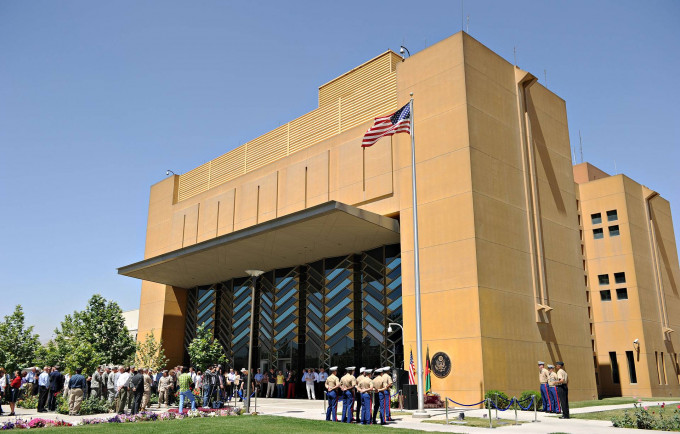 美国驻喀布尔大使馆在官网宣布暂时停运。美联社资料图片