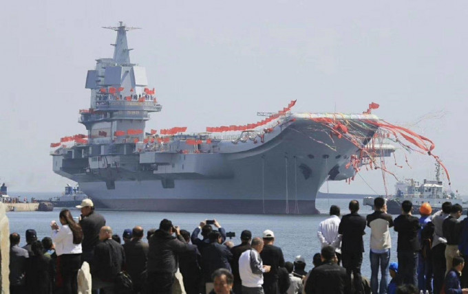 中国第一艘国产航空母舰「山东舰」上周二在海南由国家主席习近平主持入列仪式。资料图片
