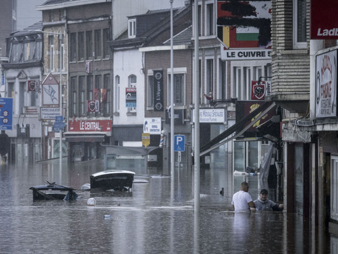 德国西部暴雨成灾。
AP图片