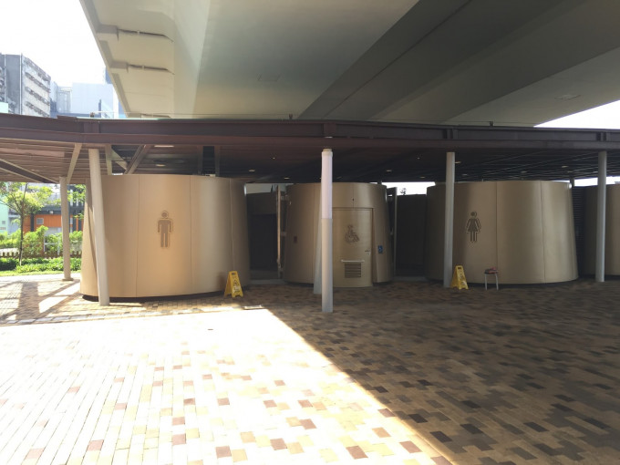 观塘海滨花园公厕被评为「最急待改善公厕」。网上图片