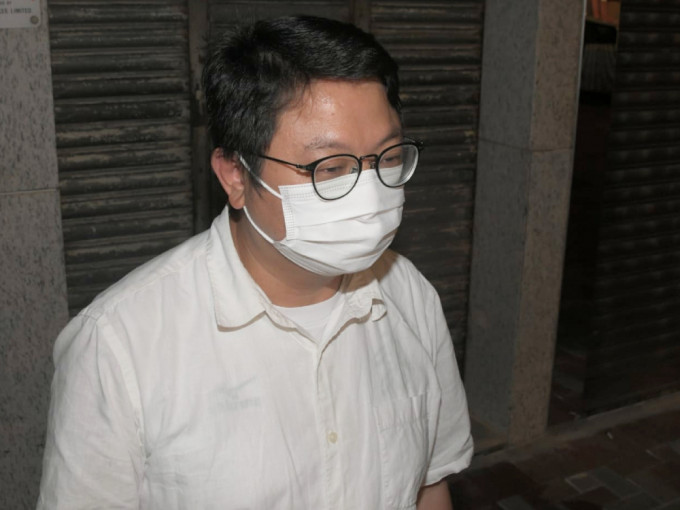 区议员朱江玮在其办事处举行私人电影放映会遭票控。