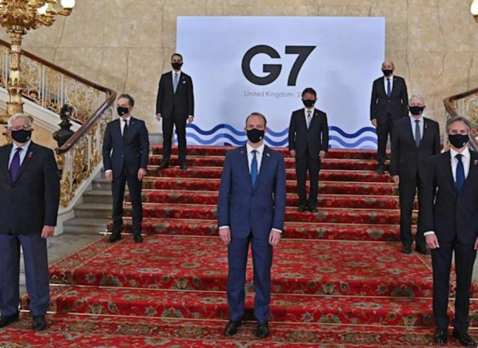 G7外长会后合照。