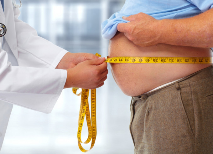 中央肥胖者患脂肪肝风险较高。网图