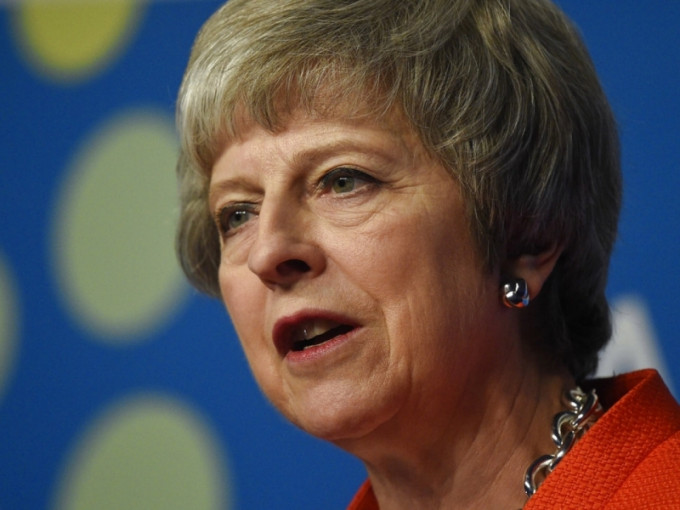 若果首相文翠珊未能在当地星期一内，将所提出的脱欧协议草案的法律建议完整刊出，英国工党警告将指控文翠珊藐视国会。AP