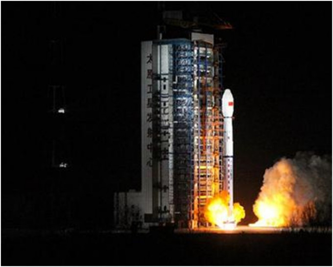 今晨2時35分，在太原衛星發射中心用長征四號丙運載火箭，成功將「風雲三號D」氣象衛星發射升空，衛星順利進入預定軌道。新華社
