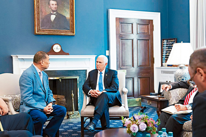 在2019年，黎智英曾與時任美國副總統彭斯會面。