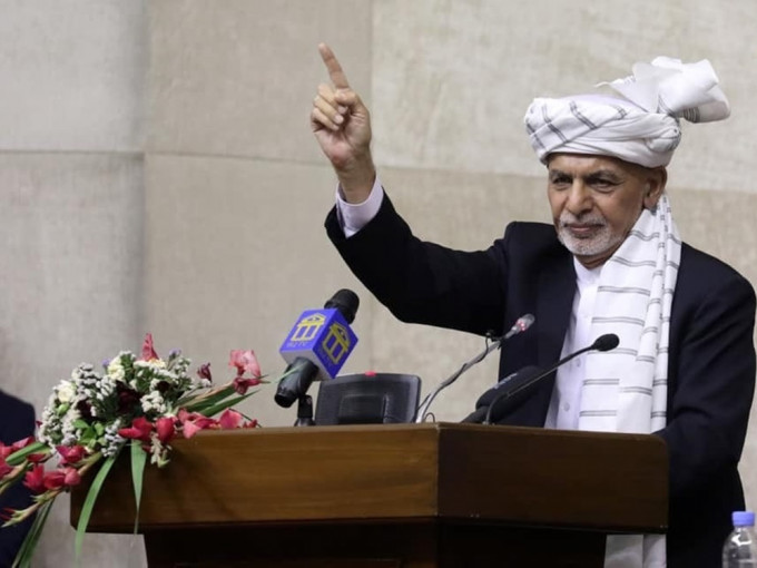 加尼發表聲明為離國一事道歉。Ashraf Ghani facebook圖片