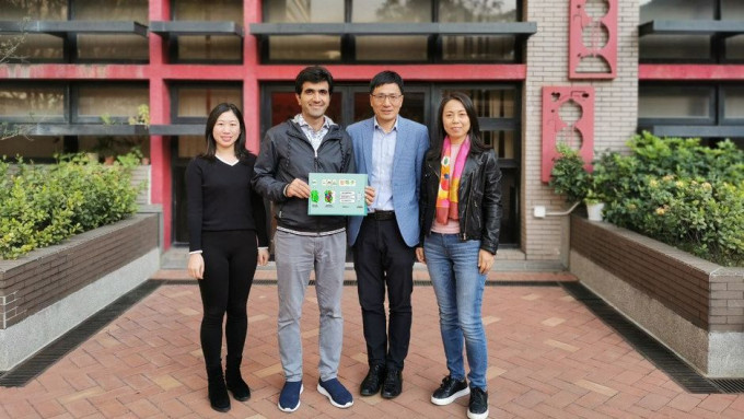 研究团队（左起）港大化学系王海波、Mohamad Koohi-Moghadam、孙红哲和李洪艳。