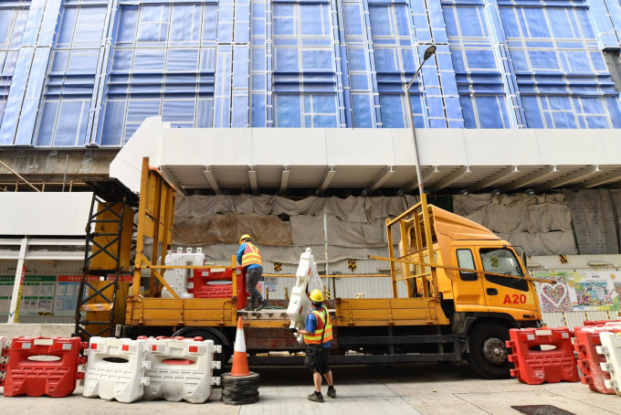 广华医院重建工程地盘由24日起先后有5人染疫。