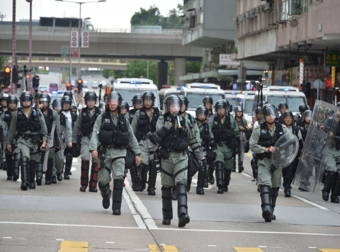 李家超指，警方是被动式采取行动。资料图片