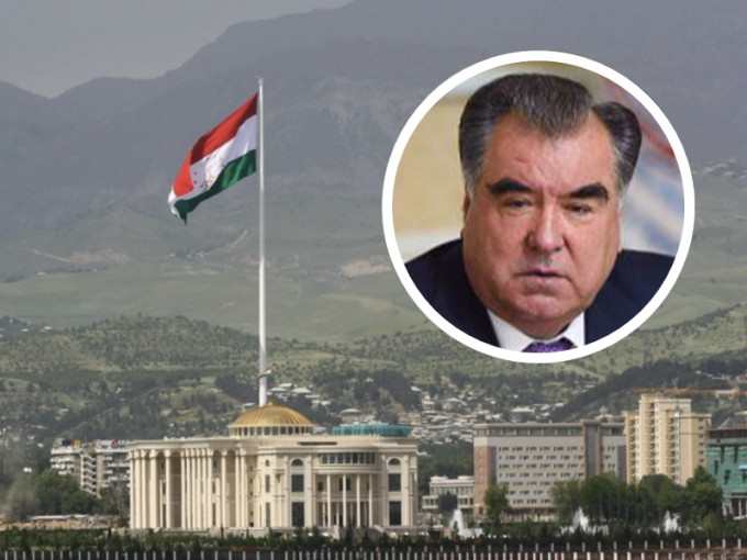 塔吉克总统拉赫蒙（小图）表示，当地新冠病毒已彻底被消灭，但所有国民仍应该遵守防疫规定。资料图片