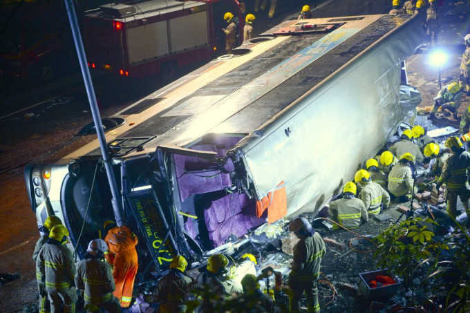 大埔公路2月发生九巴翻车意外，造成19人死亡。资料图片