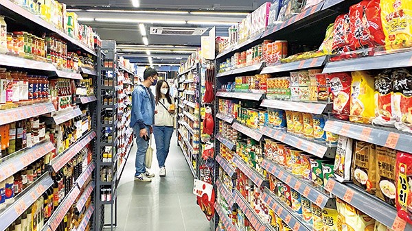 有議員關注連鎖超市有否合謀定價，丘應樺指不同超市貨品價格相似未構成反競爭行為。資料圖片