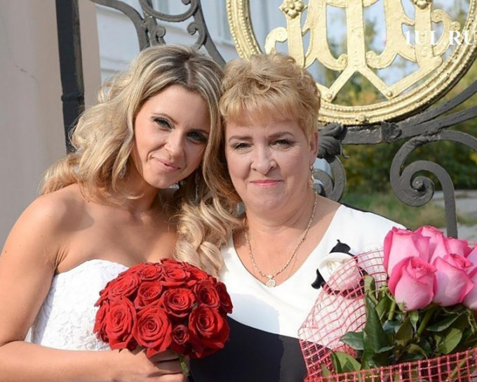 费狄耶娃其母亲指控该院医护人员谋杀她的女儿。 网上图片