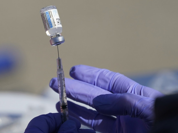 天美工程表示支持政府推行疫苗接种计画。AP图片