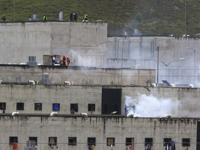 南美洲國家厄瓜多爾有三座監獄周二同一天爆發暴動。AP圖片