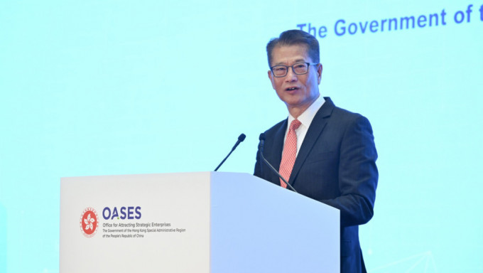 陳茂波表示香港要奮力拼經濟謀發展。陳茂波網誌