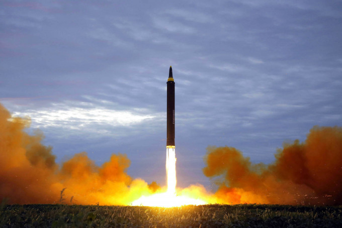 北韩发射多枚疑似短程巡航导弹。 AP