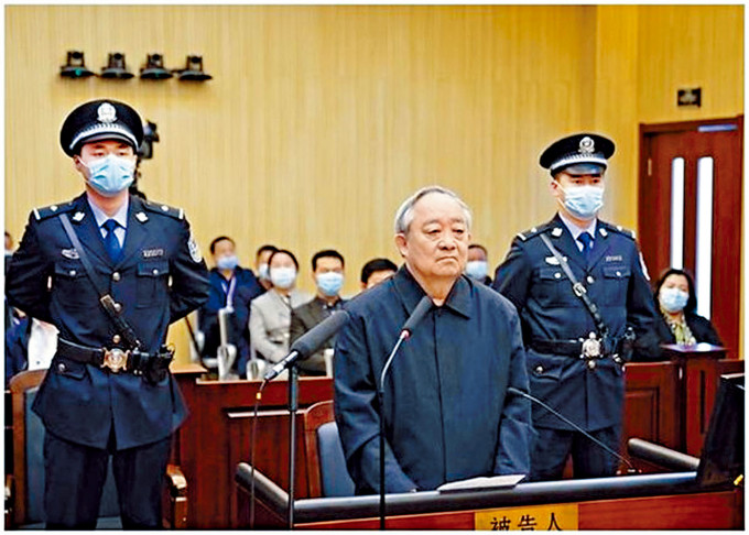 ■華電集團前總經理雲公民昨天受審認罪。
