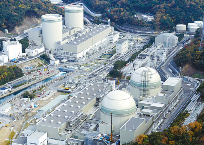 据报日本政府计画重启的核反应堆包括关西电力公司的高滨核电厂(图)一至二号机。