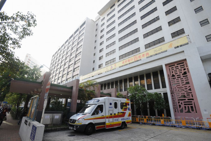 男嬰被送往廣華醫院搶救，惜告不治。