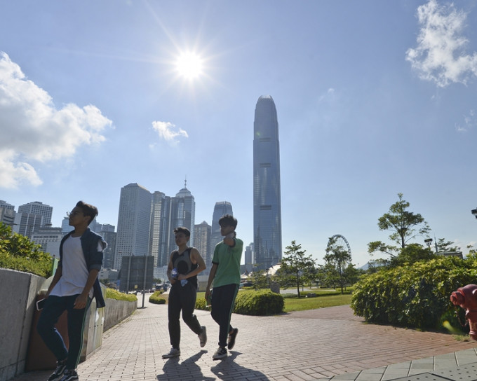 全球外派雇员生活费排名香港跌至第11位。资料图片